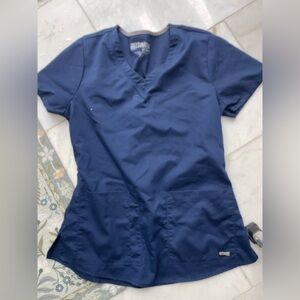 Barco Uniforms Navy Scrub Top grays anatomy gently worn